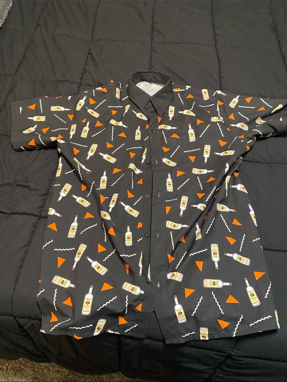 Men's Black Short-Sleeve Button-Up Shirt with Bottle Print